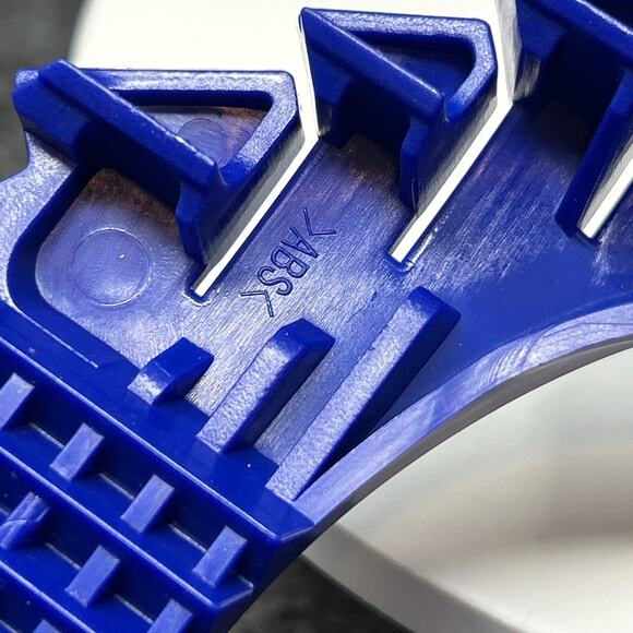 Snow Joe Snow Shovel Protective Cover and Ice Dozer 360 Windshield Scraper - Picture 7 of 8